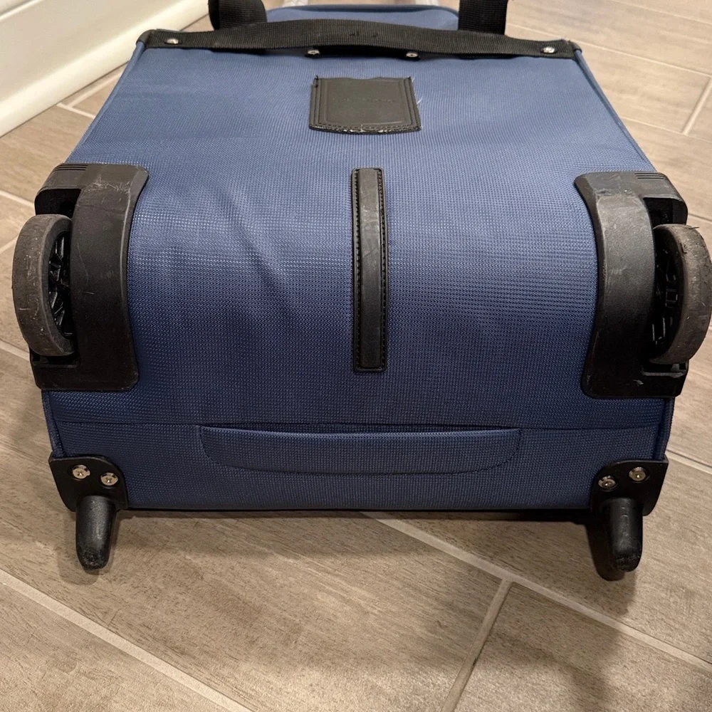 Travelpro 2 Wheeled Roller Bag